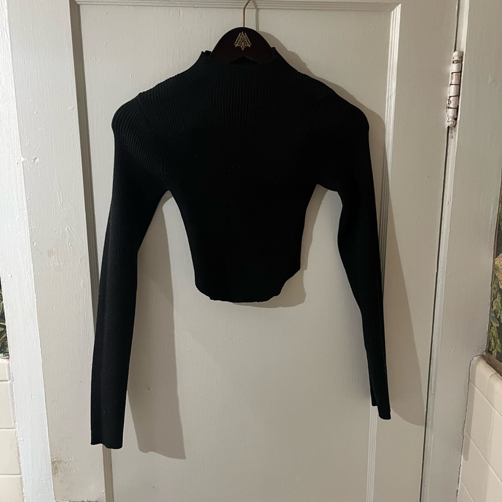 SHEIN Black Ribbed Knit Mock Neck Crop Top - Size Small - EUC
